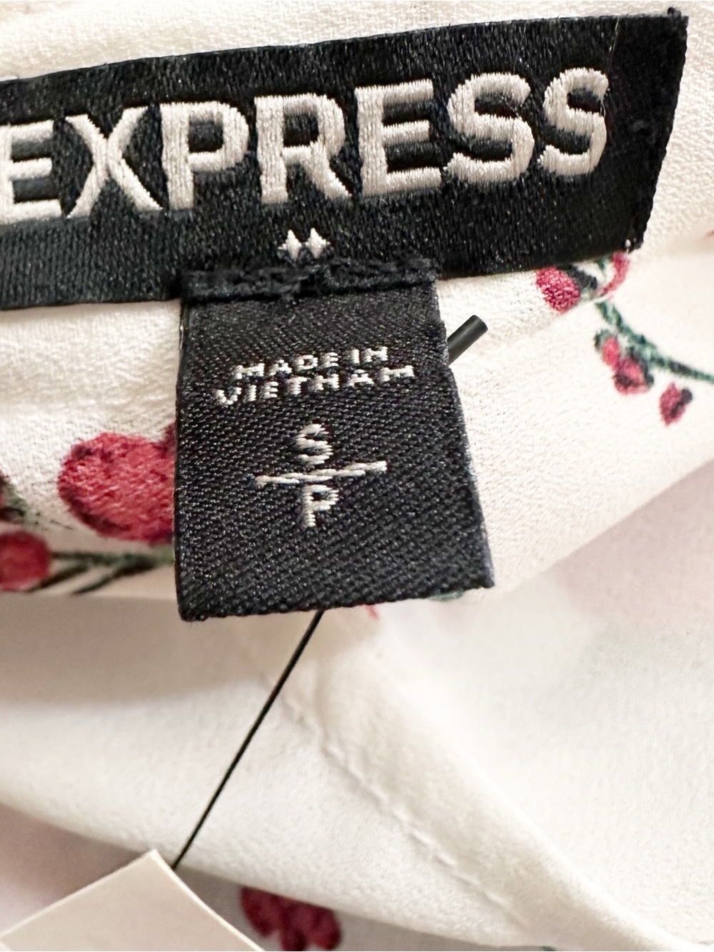 Express White Floral Zip Front Top NWT SMALL Roll Tab Sleeve Business Casual - Picture 6 of 12